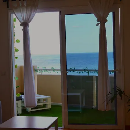 Apartamento Con Vista Frontal Al Mar *